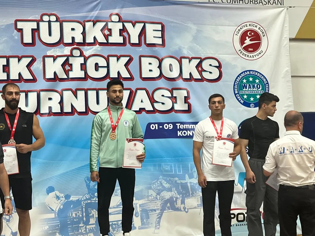 Türkiye Açık Kick Boks Turnuvasında Dereceye Giren Personelimizi ve Öğrencimizi Tebrik Ederiz